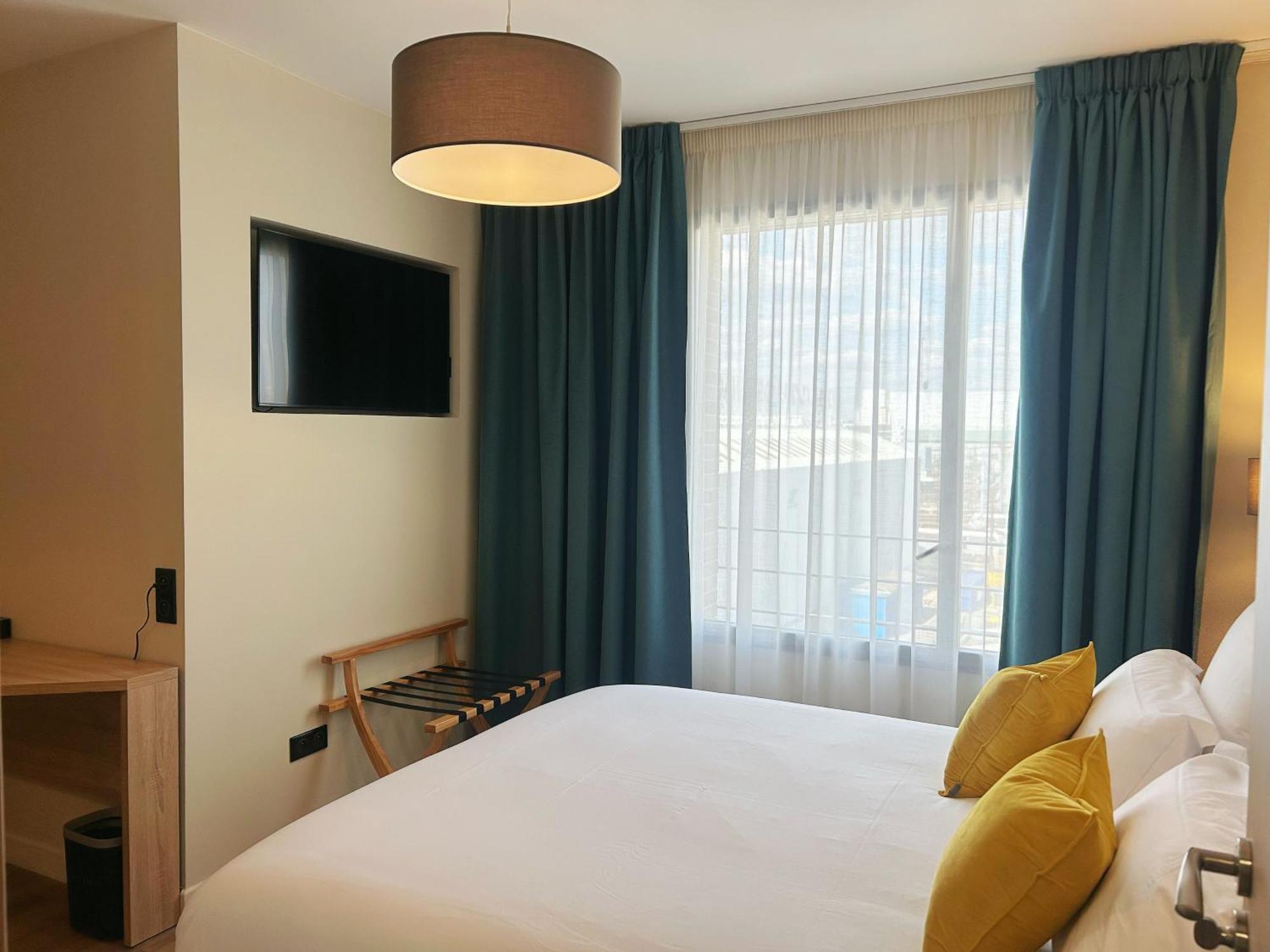 Hotel Oden Paris Ivry Exterior photo